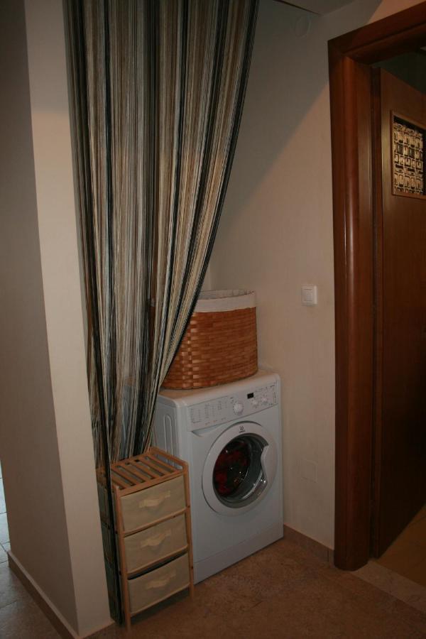 Kiki Stegna Apartment อาร์คานเยโลส ภายนอก รูปภาพ